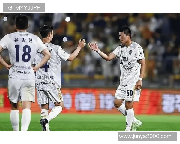 全北现代与江原FC激战在即谁能在韩职联中笑到最后